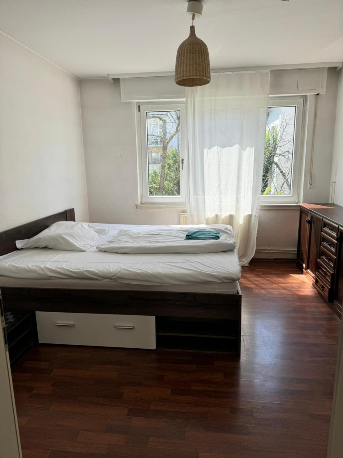 Schwalbacher Residenz Frankfurt nad Mohanem Pokoj fotografie