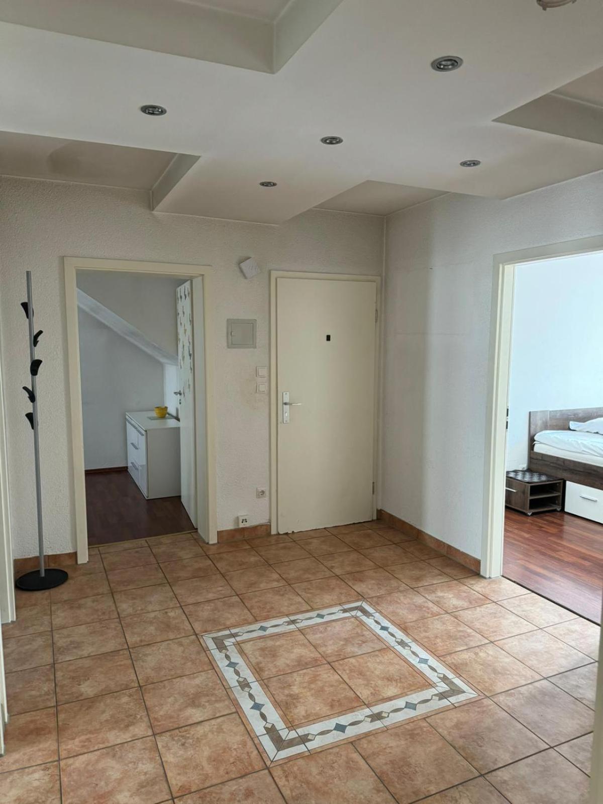 Schwalbacher Residenz Frankfurt nad Mohanem Pokoj fotografie
