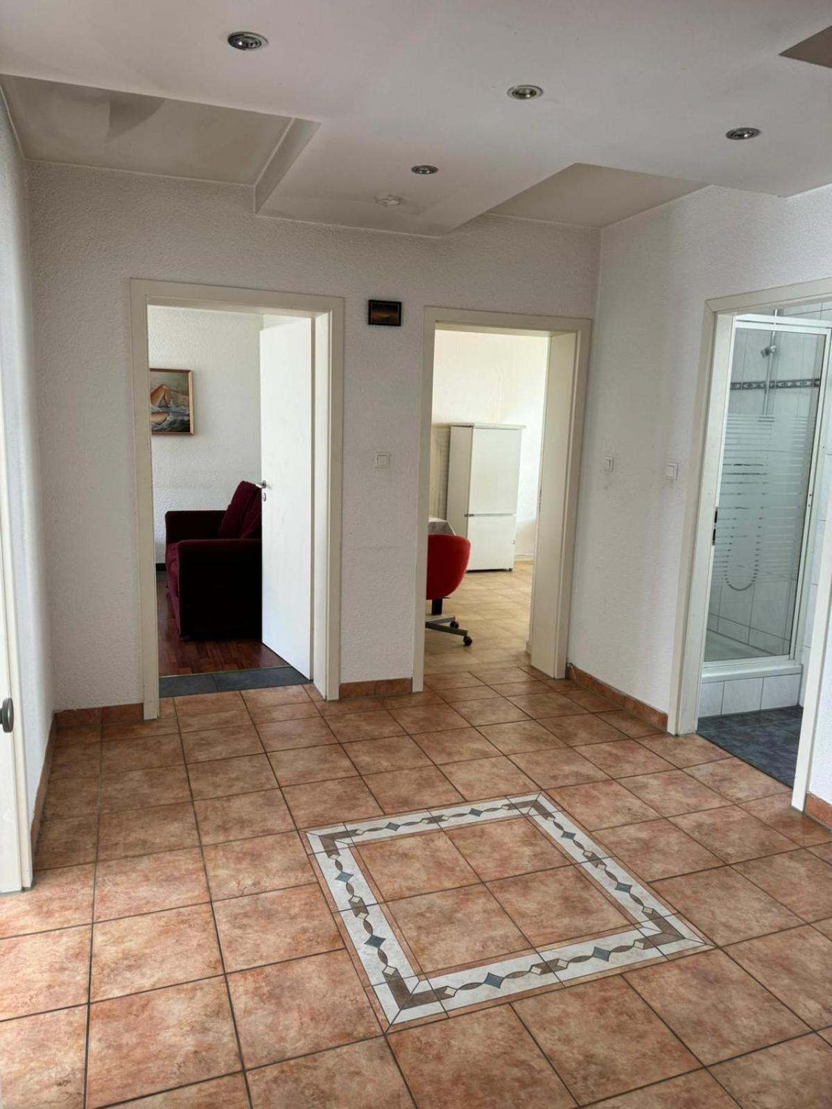 Schwalbacher Residenz Frankfurt nad Mohanem Pokoj fotografie