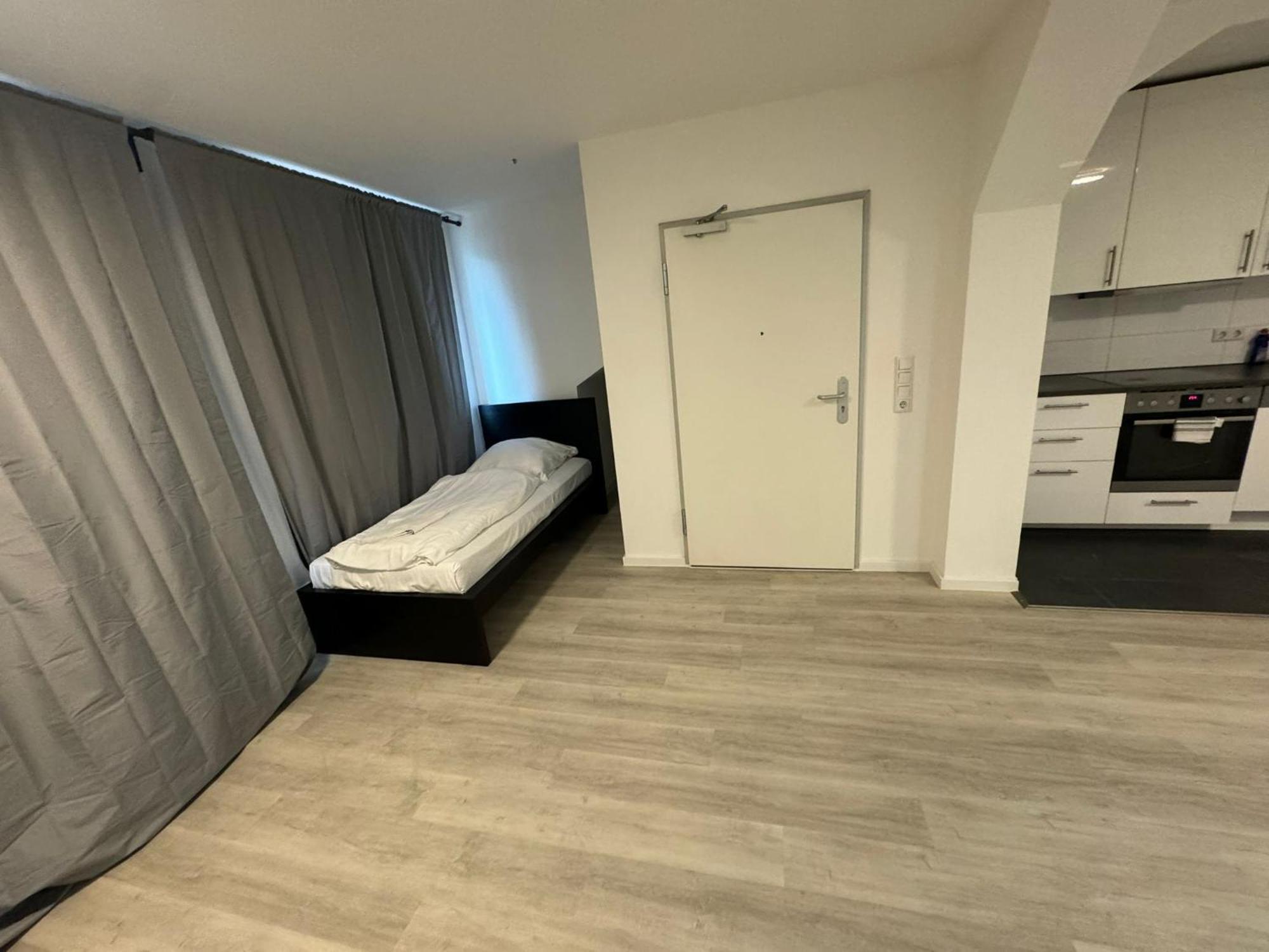 Schwalbacher Residenz Frankfurt nad Mohanem Pokoj fotografie